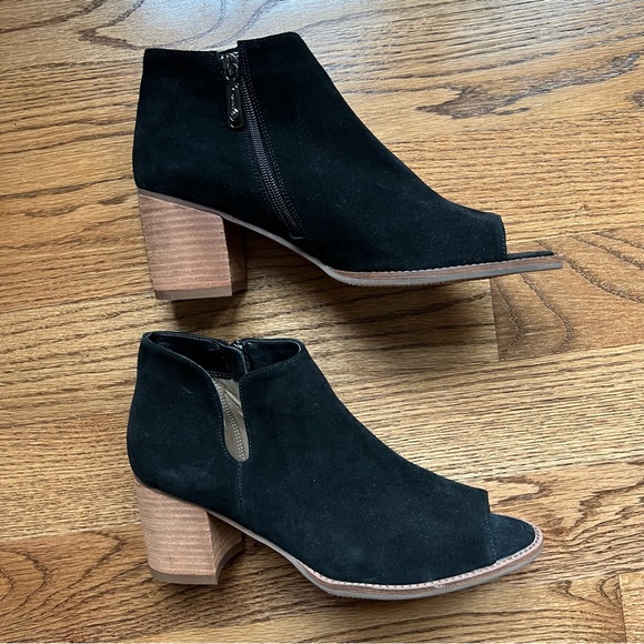 ๐ NEW - never worn - Blondo size 10 black waterproof peep toe booties - Picture 5 of 15